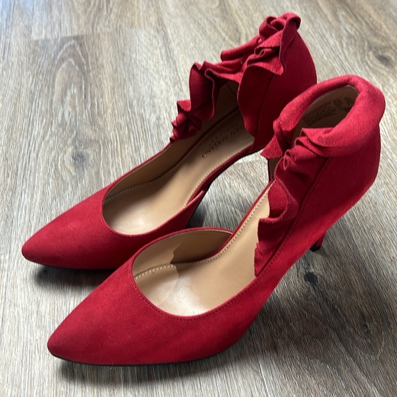 Christian Siriano Red Heels Size 8.5 - Picture 4 of 16
